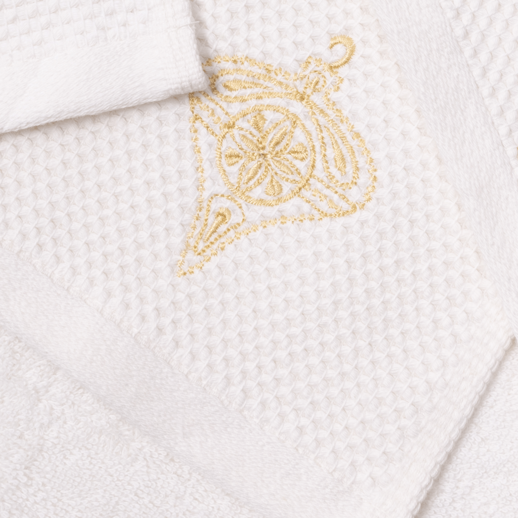 Набор махровых полотенец Айвори с вышивкой Елочные игрушки