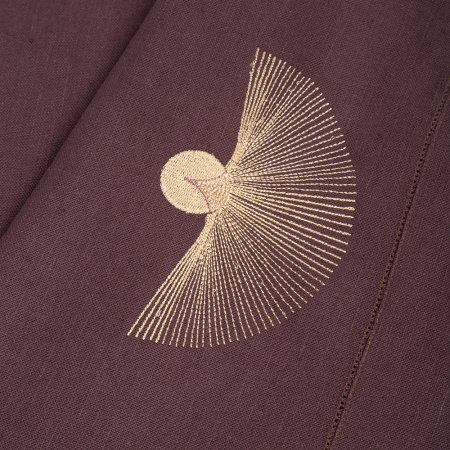 Дорожка столовая с вышивкой Black mistery