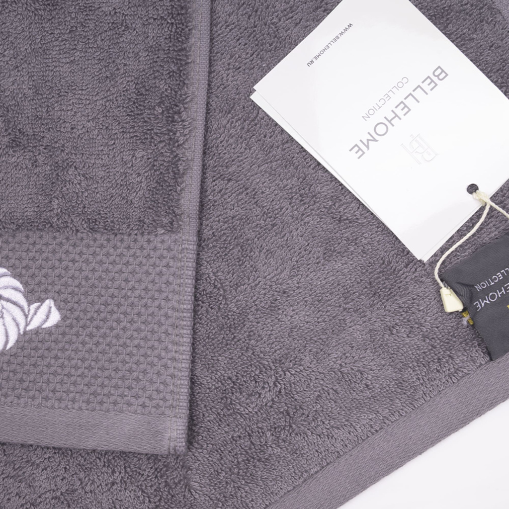 Набор махровых полотенец Антрацит с вышивкой Верфь